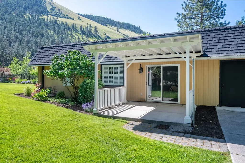 2215 Raymond Avenue Missoula MT 59802