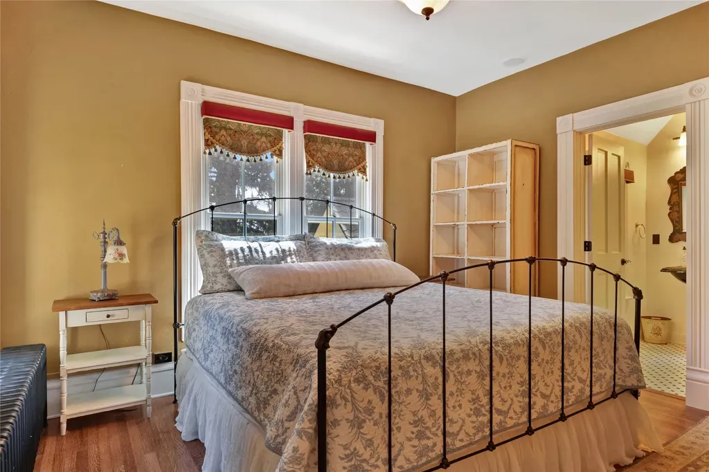 2215 Raymond Avenue Missoula MT 59802