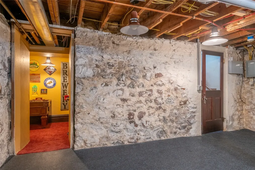 2215 Raymond Avenue Missoula MT 59802