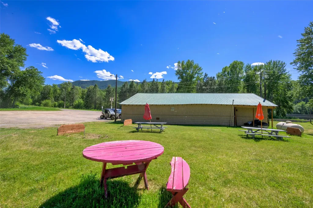 193 Old Hwy 10 E St Regis MT 59866