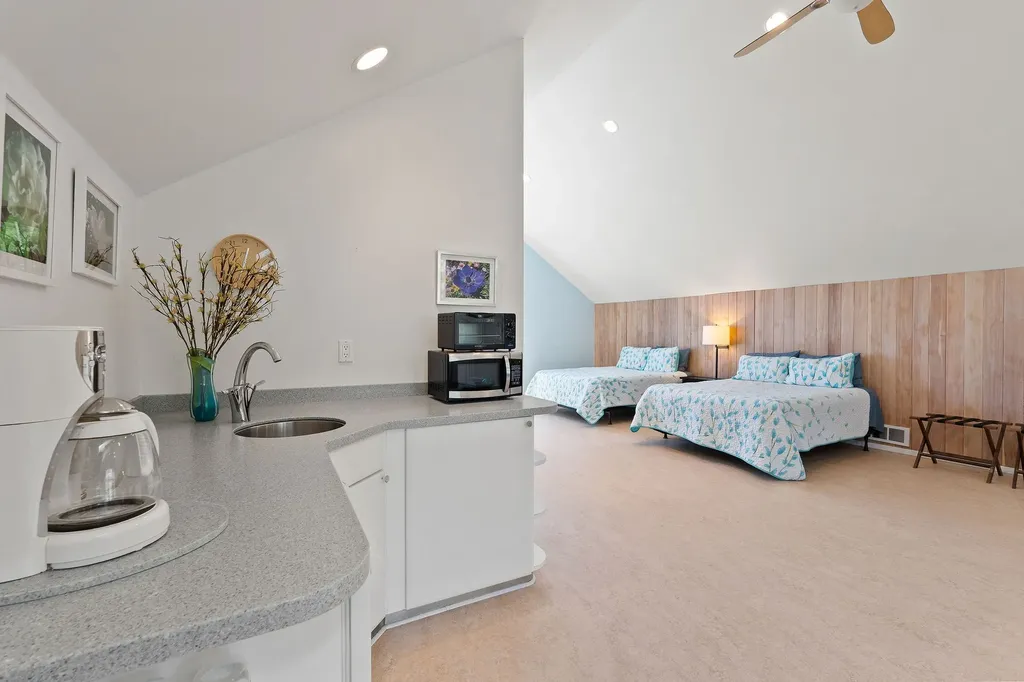 233 Coverdell Road Bigfork MT 59911