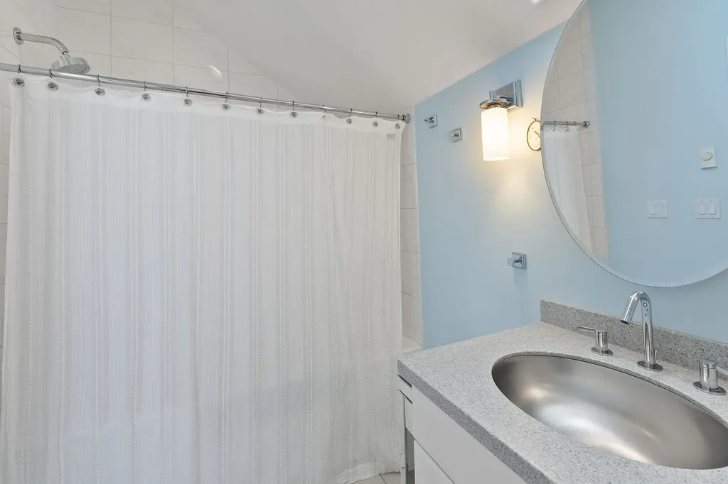 233 Coverdell Road Bigfork MT 59911