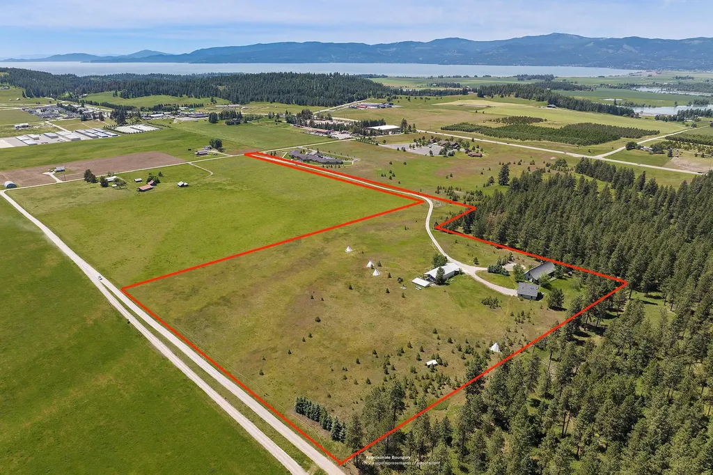 233 Coverdell Road Bigfork MT 59911