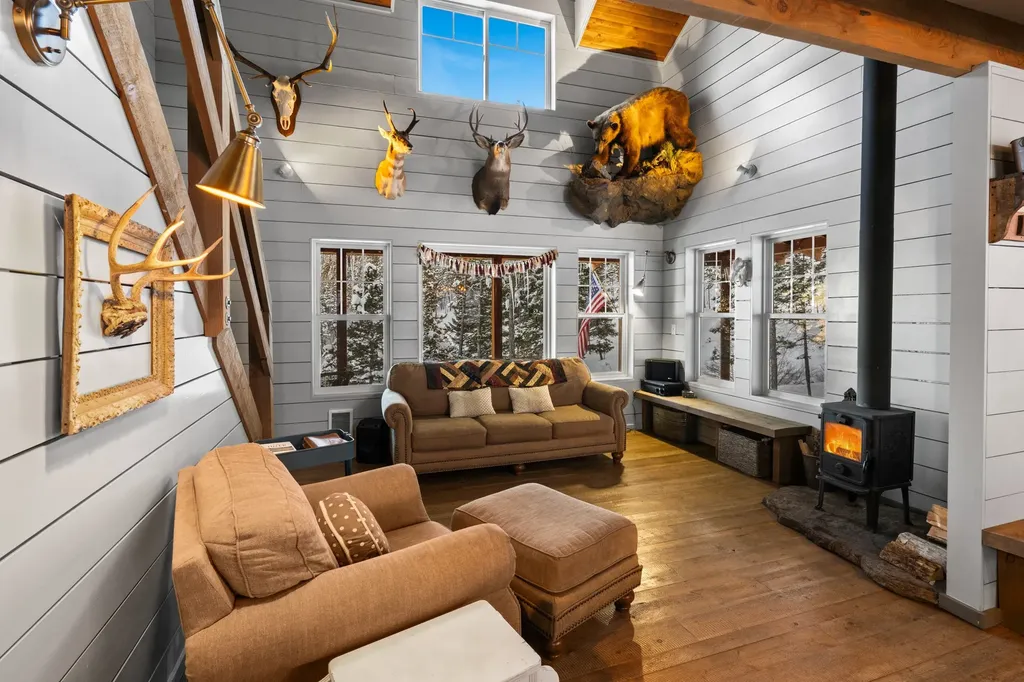 100 Big Indian Gulch Road Montana City MT 59634