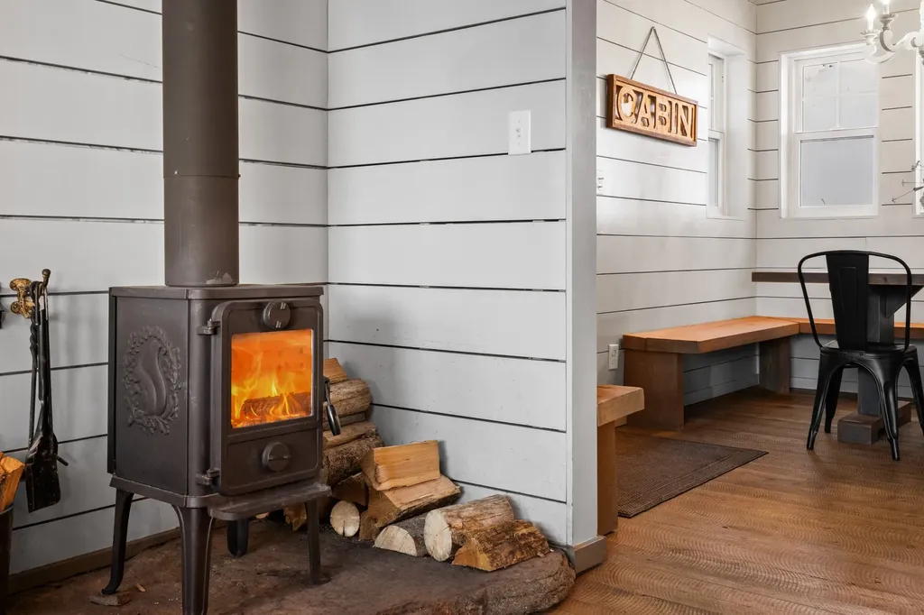 100 Big Indian Gulch Road Montana City MT 59634