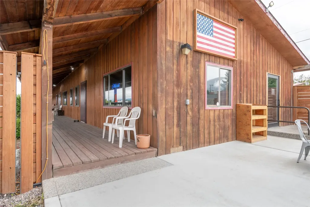 2359 Us Highway 93 N Victor MT 59875