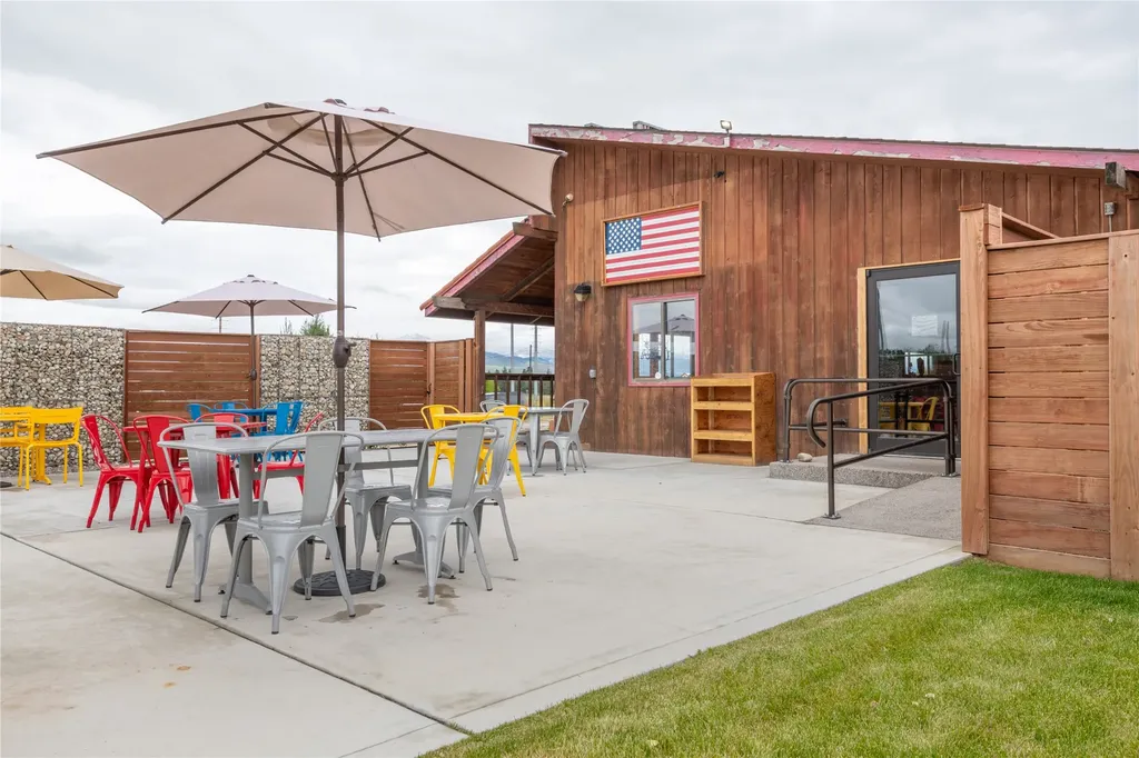 2359 Us Highway 93 N Victor MT 59875
