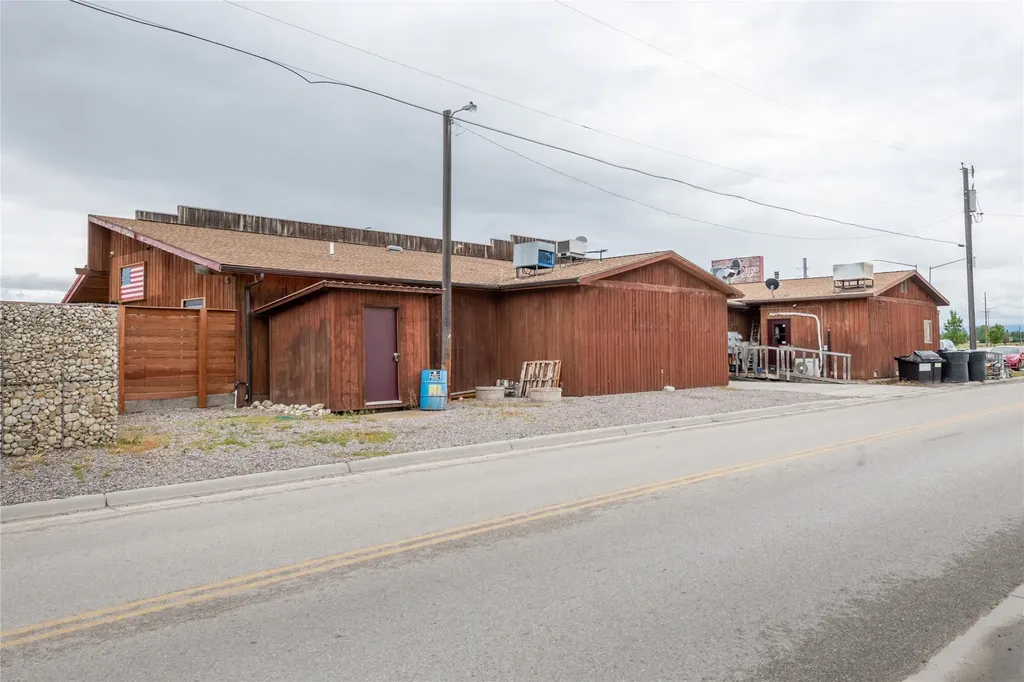 2359 Us Highway 93 N Victor MT 59875