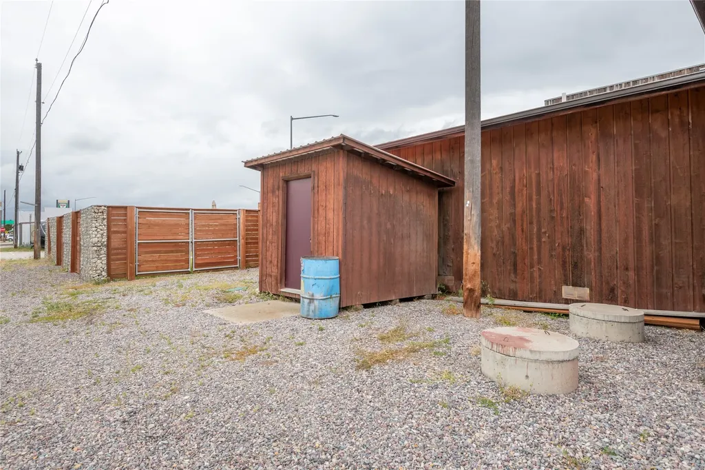 2359 Us Highway 93 N Victor MT 59875