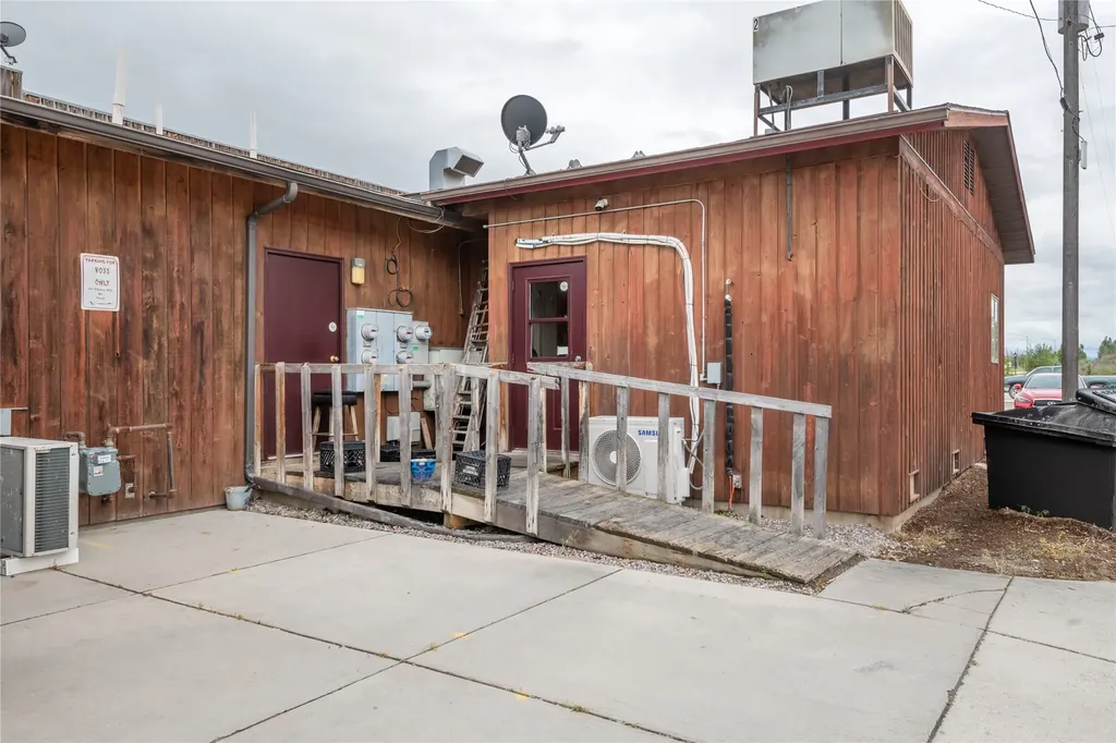 2359 Us Highway 93 N Victor MT 59875