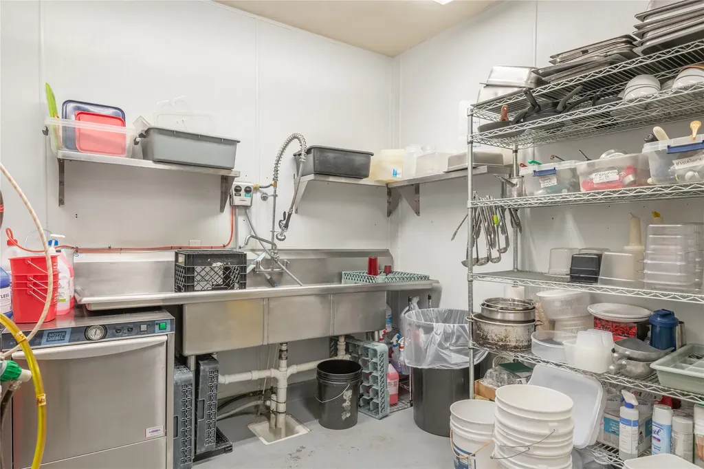 2359 Us Highway 93 N Victor MT 59875