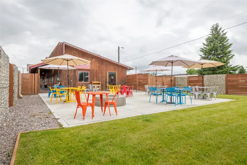 2359 Us Highway 93 N Victor MT 59875