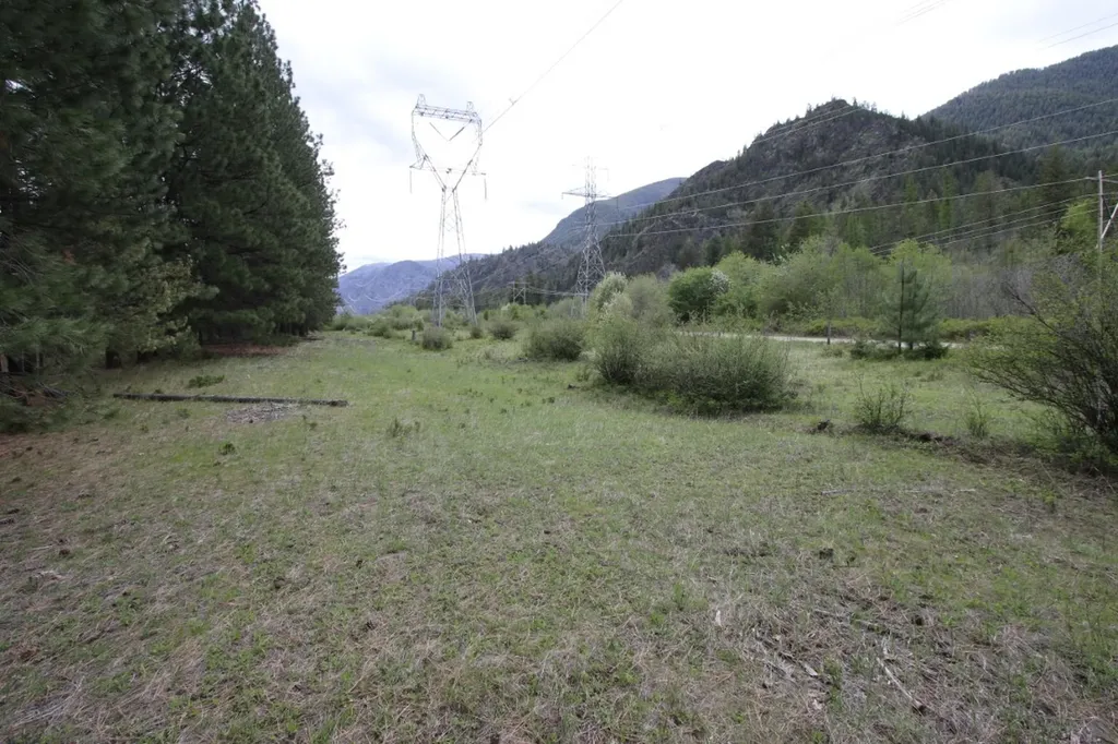 Nhn Tract 1-d River Road W Plains MT 59859