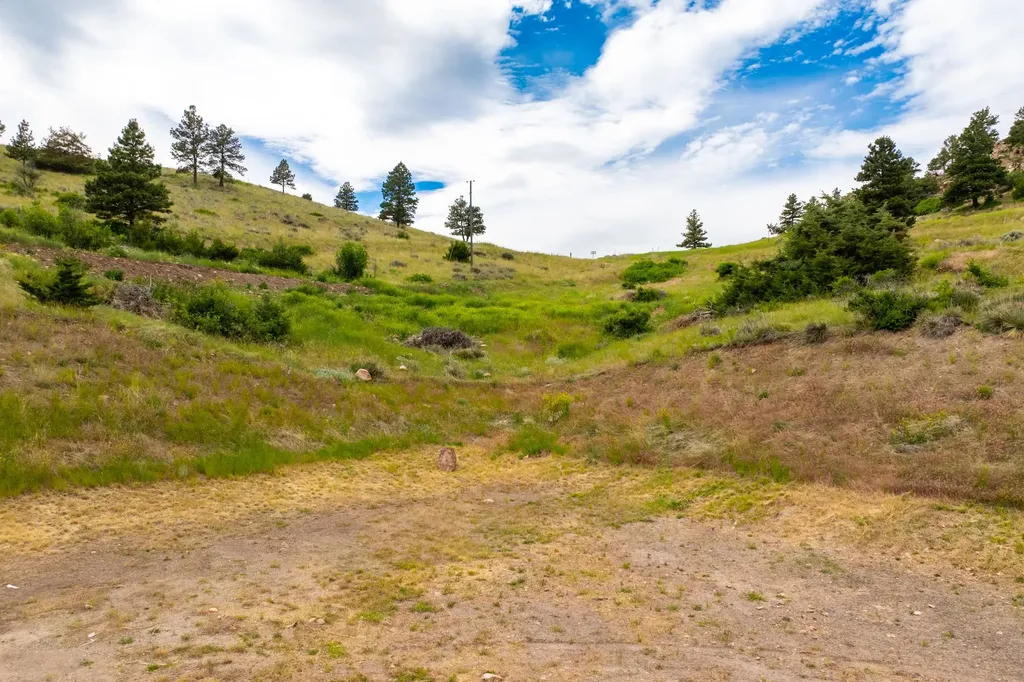 1350 Beartooth Road Wolf Creek MT 59648