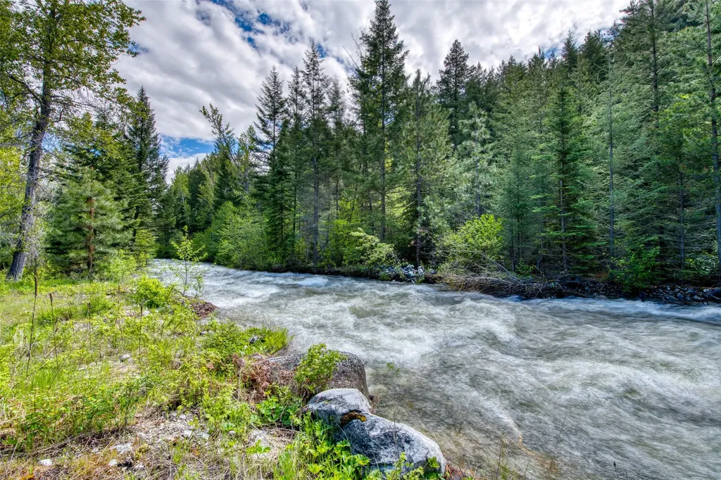 688 Cutthroat Trail Victor MT 59875