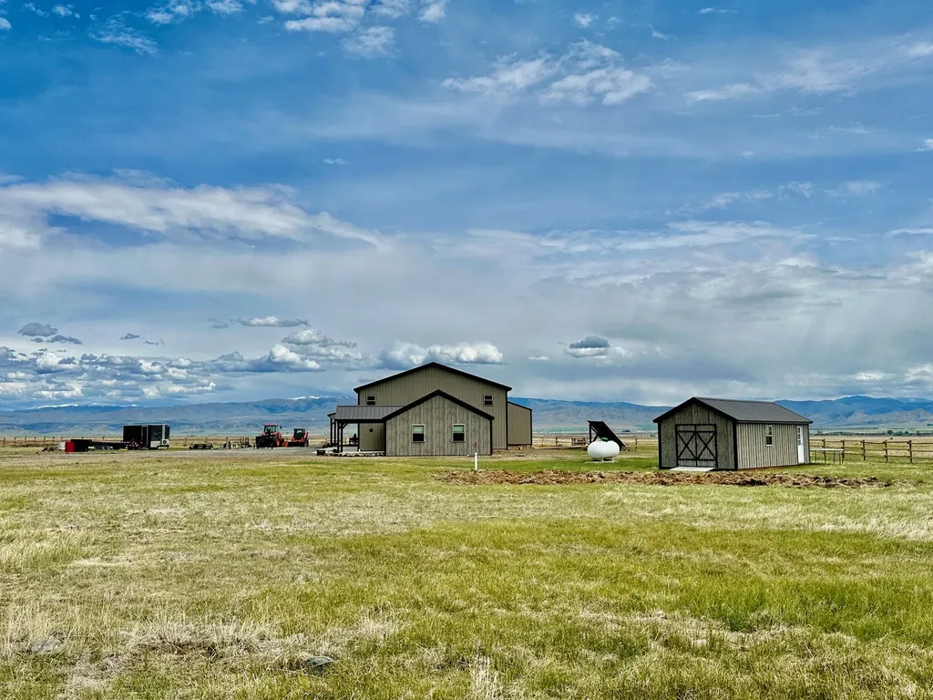 104 Bradley Road Toston MT 59643