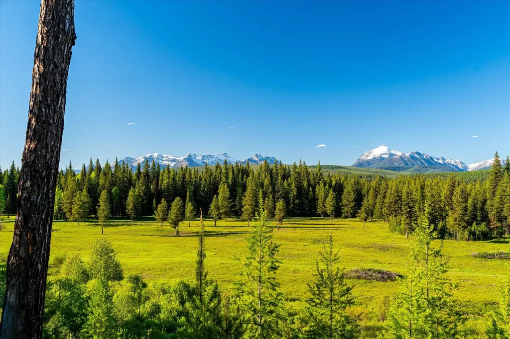 8500 North Fork Road Polebridge MT 59928