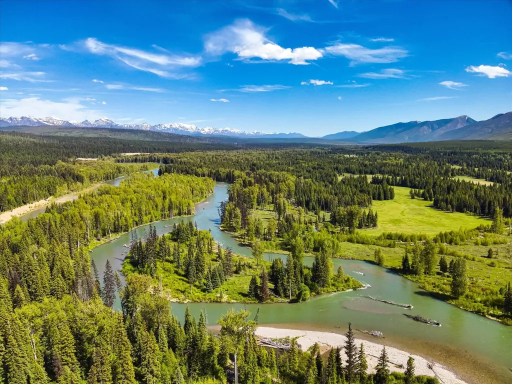 8500 North Fork Road Polebridge MT 59928