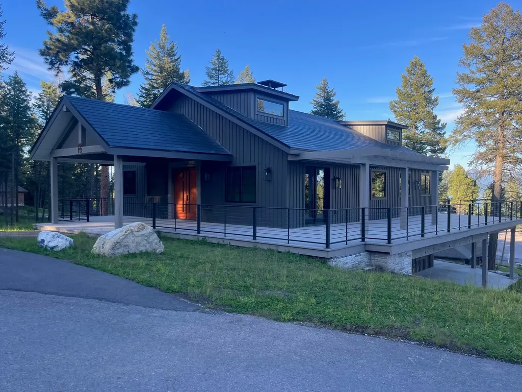117 Blacktail Loop Lakeside MT 59922