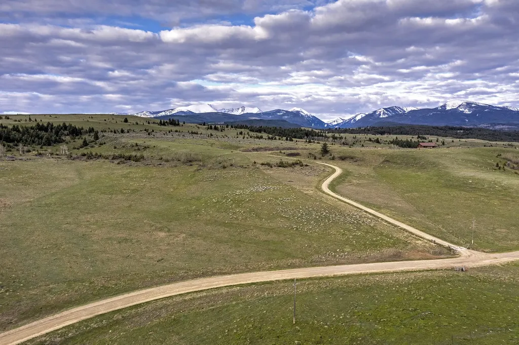 1680 Willow Creek Loop Road Deer Lodge MT 59722