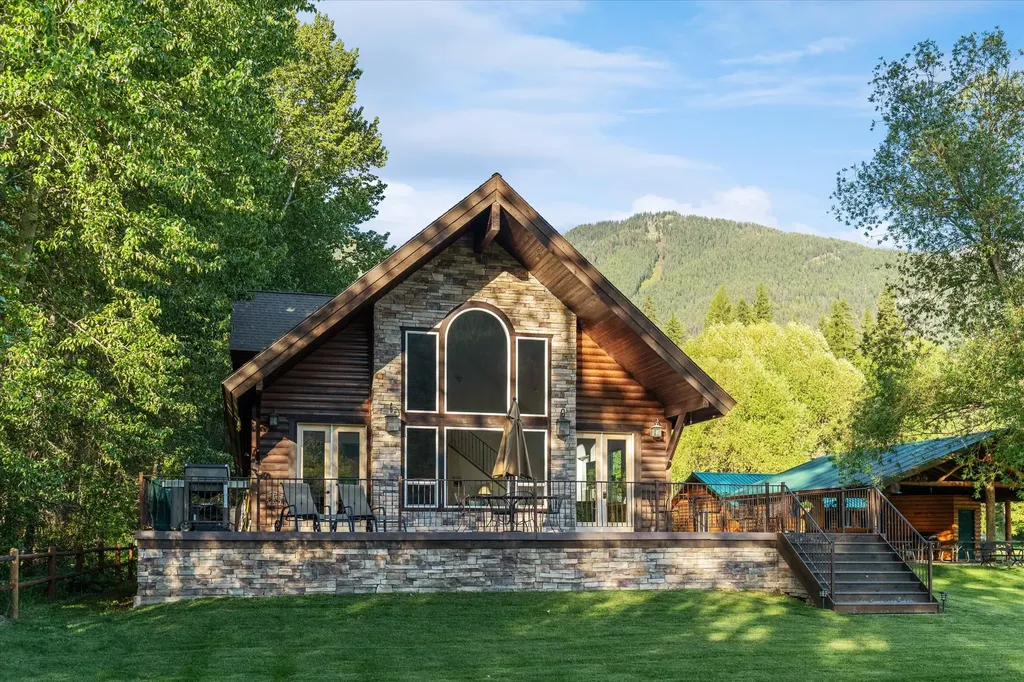 19767 Bull Lake Road Troy MT 59935