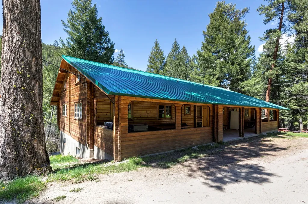 283 Lost Trail Hot Springs Road Sula MT 59871