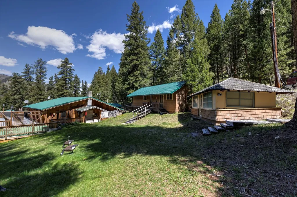 283 Lost Trail Hot Springs Road Sula MT 59871