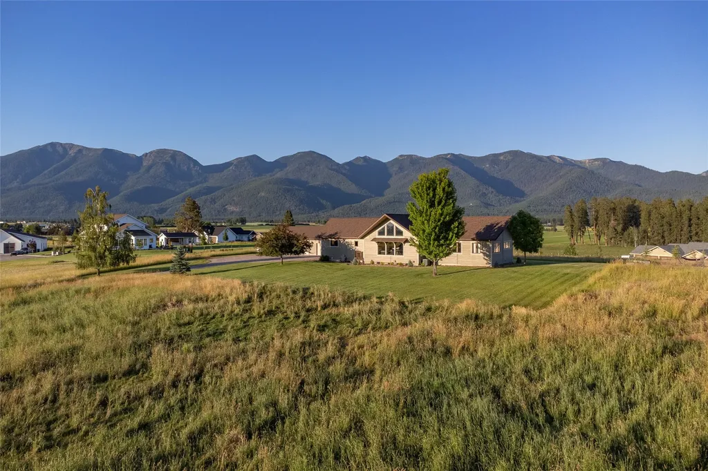335 Sunny Dene Lane Kalispell MT 59901