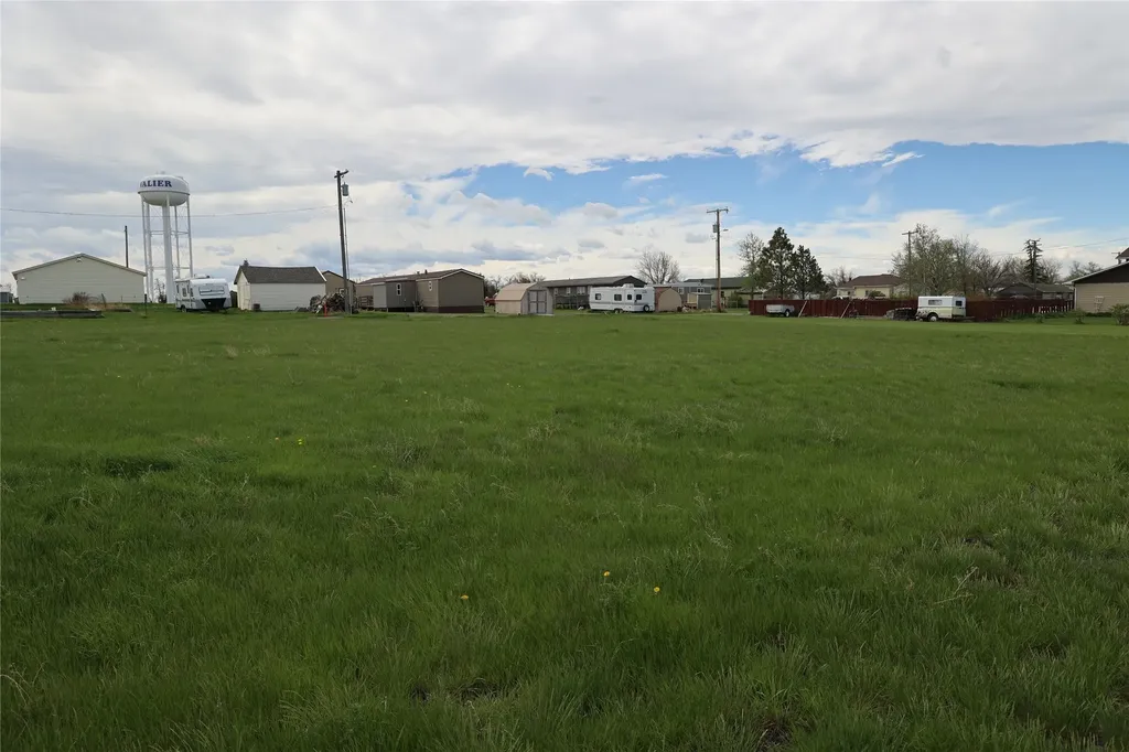 922 Marias Avenue Valier MT 59486