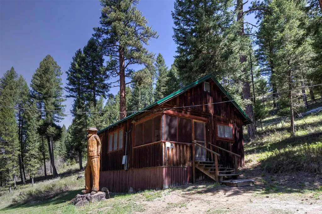 283 Lost Trail Hot Springs Road Sula MT 59871