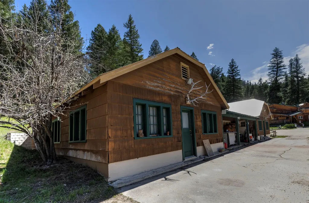 283 Lost Trail Hot Springs Road Sula MT 59871