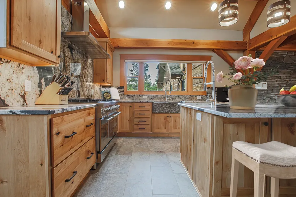 220 Shady Lane Clancy MT 59634