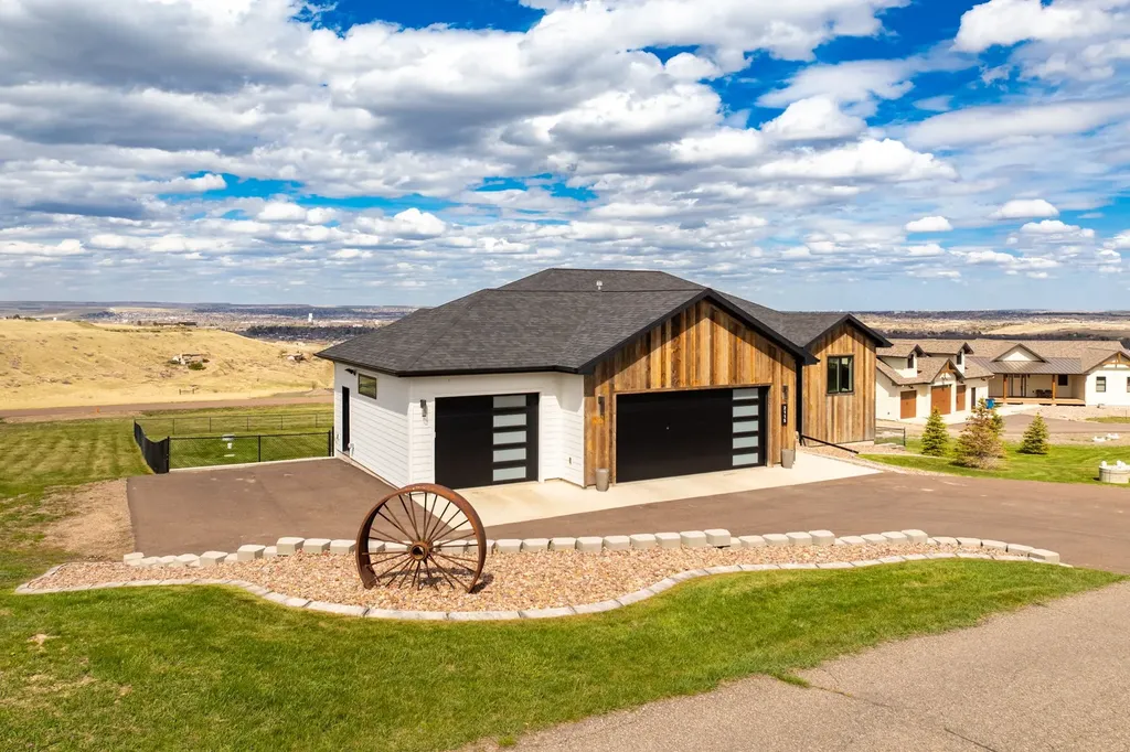 2115 Larkspur Lane Great Falls MT 59404