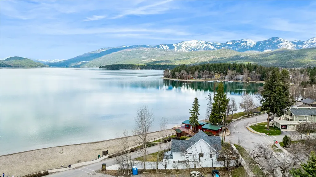 37 Waverly Place Whitefish MT 59937