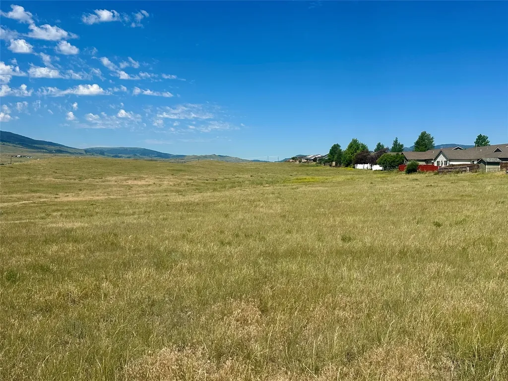 Tract 4 Northern Lights Road Livingston MT 59047