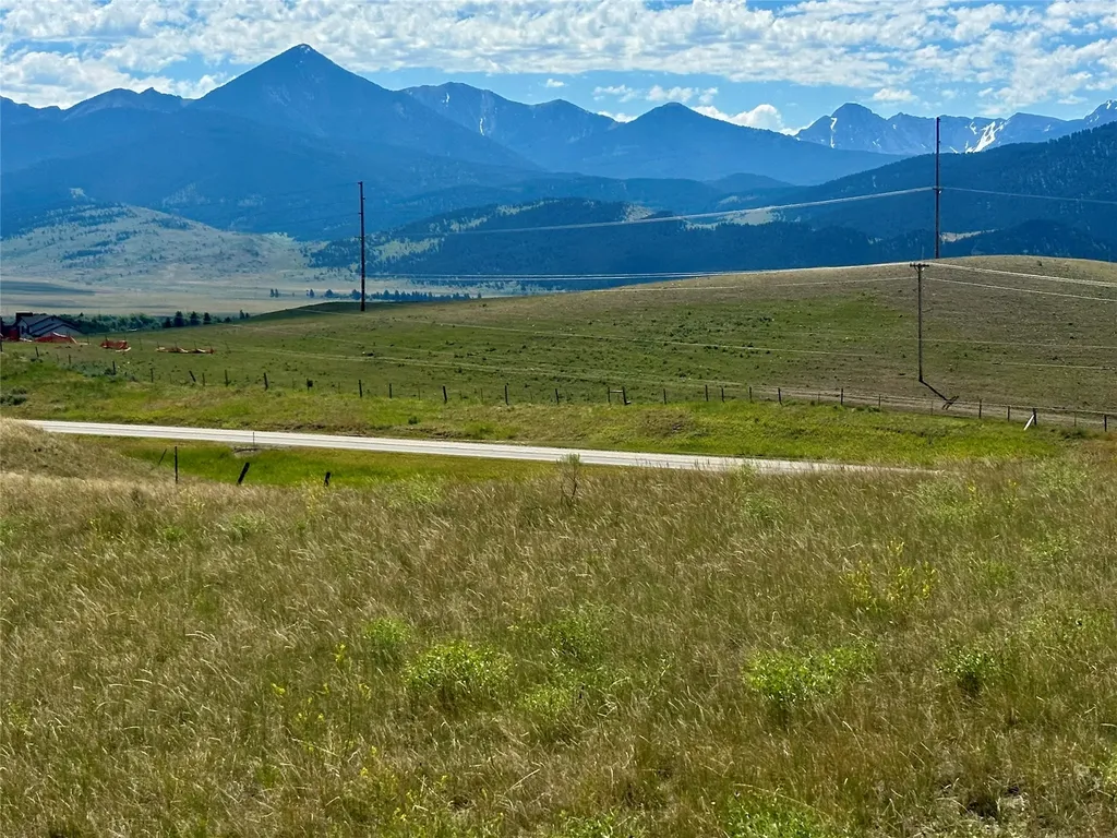 Tract 4 Northern Lights Road Livingston MT 59047