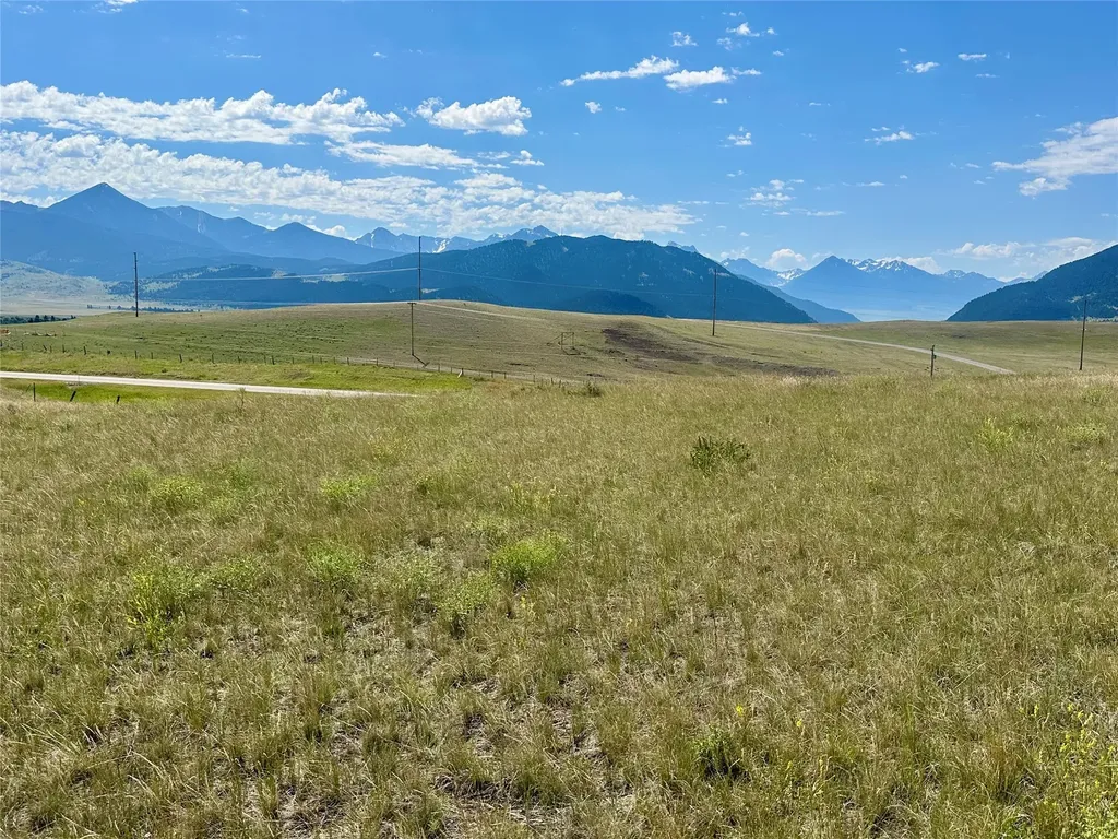 Tract 4 Northern Lights Road Livingston MT 59047
