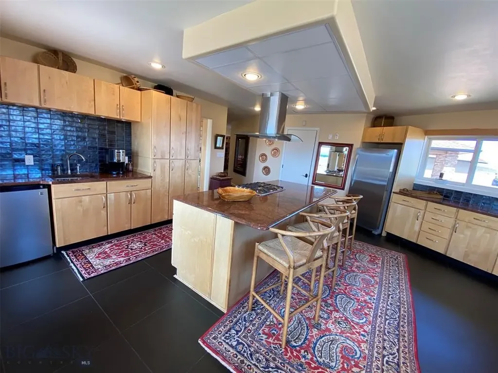 1424 Beef Trail Road Butte MT 59701