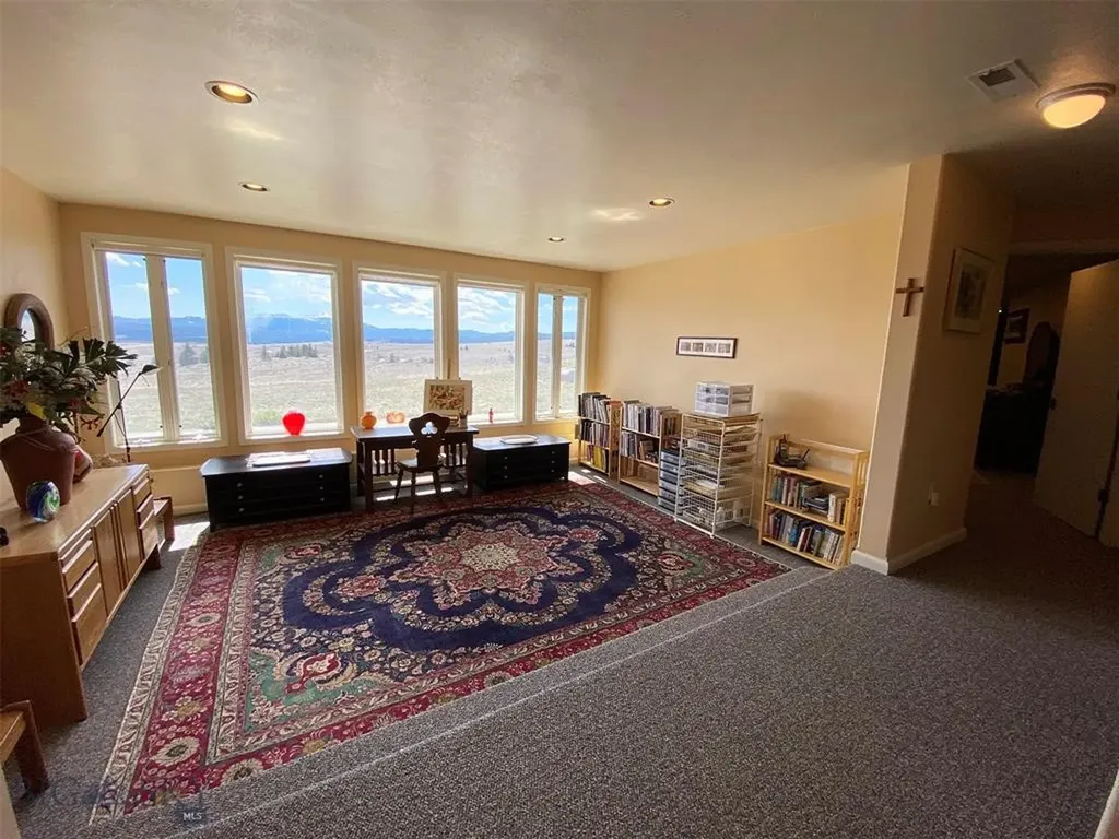 1424 Beef Trail Road Butte MT 59701