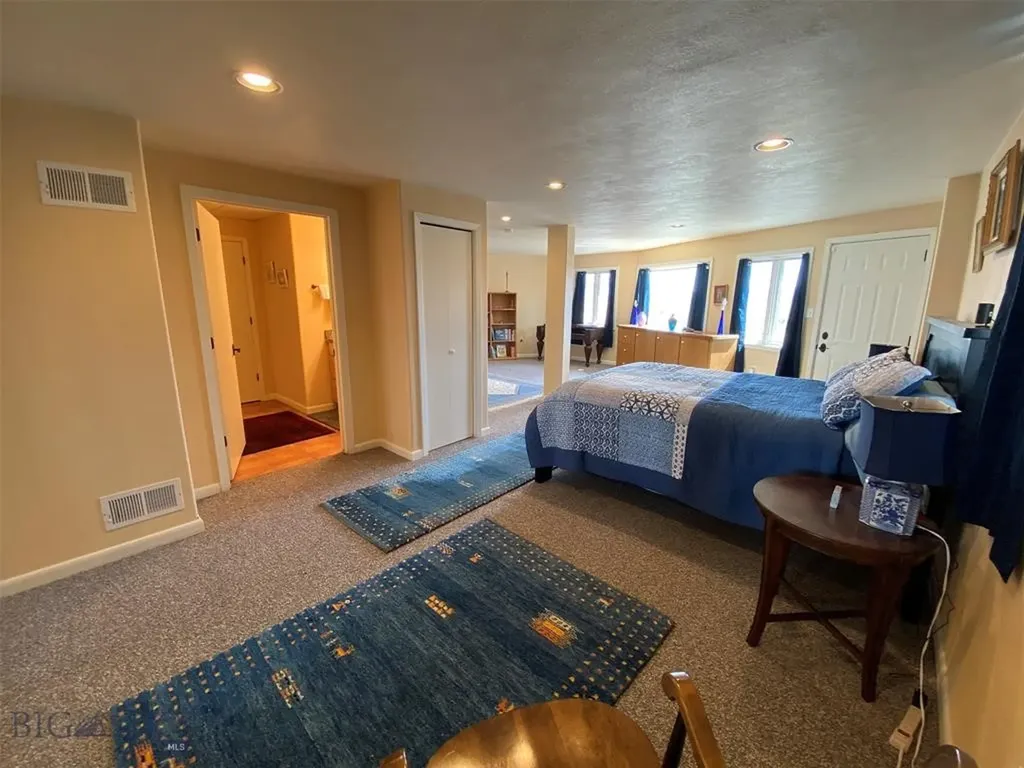 1424 Beef Trail Road Butte MT 59701