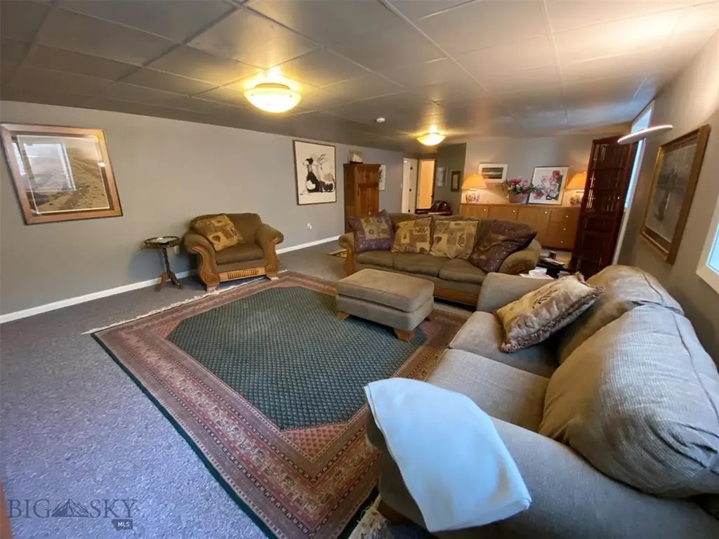 1424 Beef Trail Road Butte MT 59701