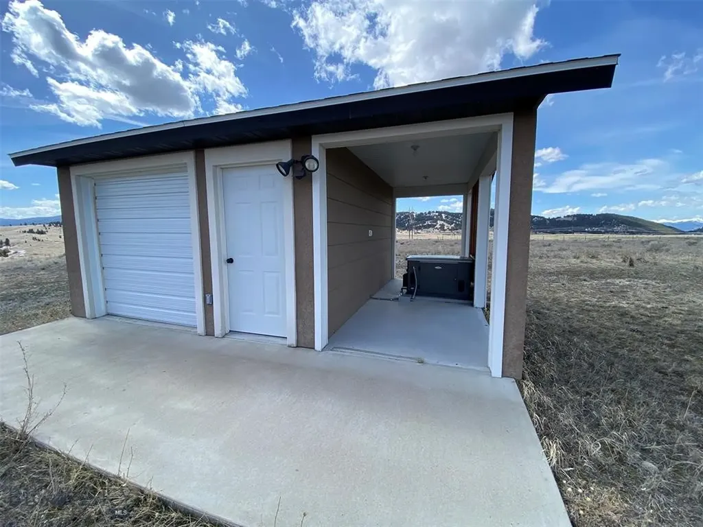 1424 Beef Trail Road Butte MT 59701