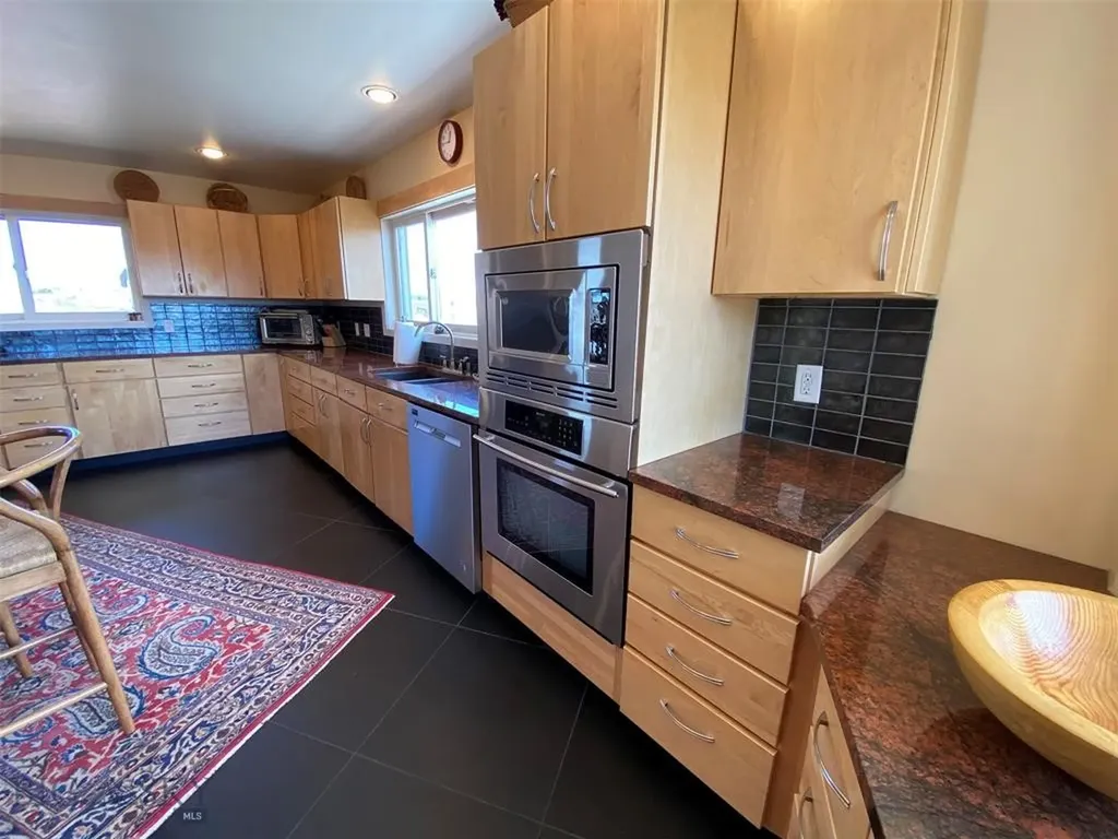 1424 Beef Trail Road Butte MT 59701