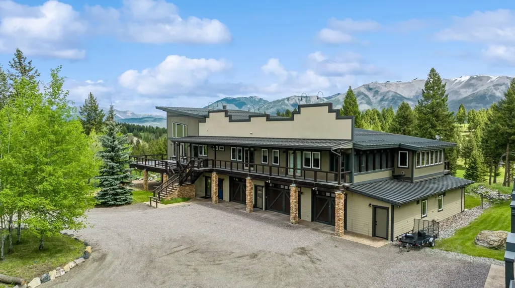1560 Loon Lake Road Trego MT 59917