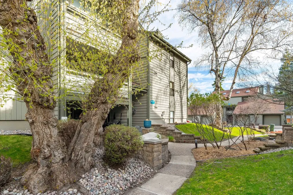 270 Bridge Street Bigfork MT 59911