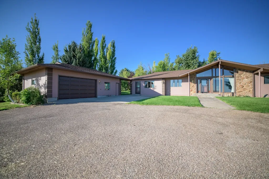198 E Hunter Road Great Falls MT 59405