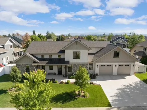 16 Glacier Circle Kalispell MT 59901