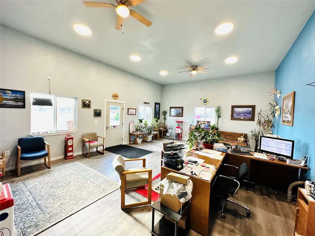5445 Us Highway 2 W Columbia Falls MT 59912