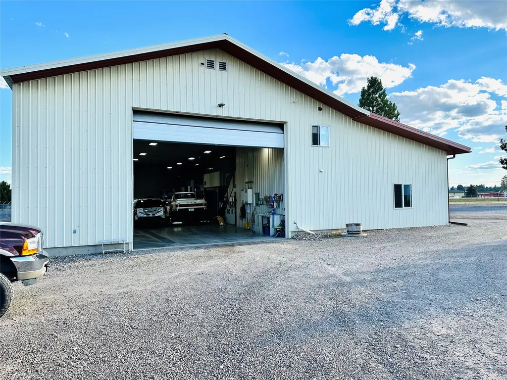5445 Us Highway 2 W Columbia Falls MT 59912