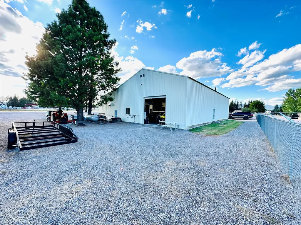 5445 Us Highway 2 W Columbia Falls MT 59912